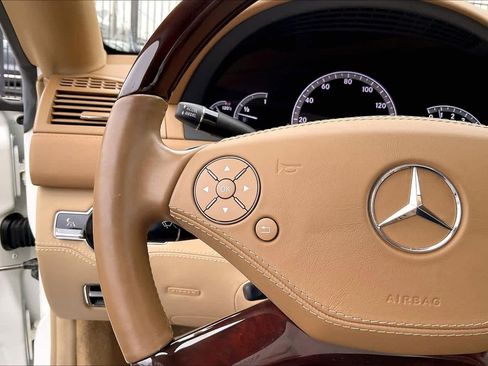 Used 2014 Mercedes-Benz CL 550 4MATIC image 20