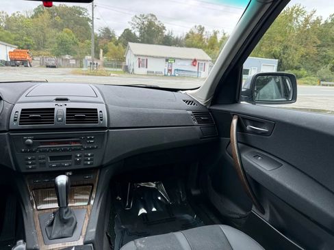 Used 2006 BMW X3 3.0i image 28
