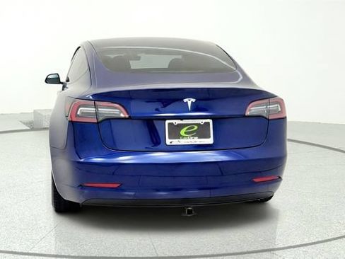 Used 2023 Tesla Model 3 Standard Range RWD image 7