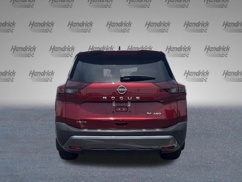 Used 2023 Nissan Rogue SL AWD/4WD image 9