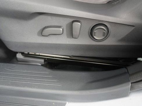 Certified 2025 Subaru Legacy Premium image 21