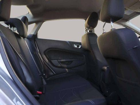 Used 2016 Ford Fiesta SE image 30