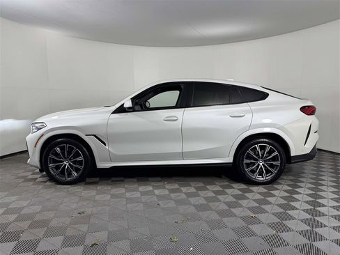 Used 2023 BMW X6 xDrive40i w/ Executive Package image 11
