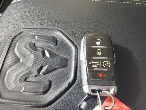 Used 2023 RAM 1500 Laramie image 22