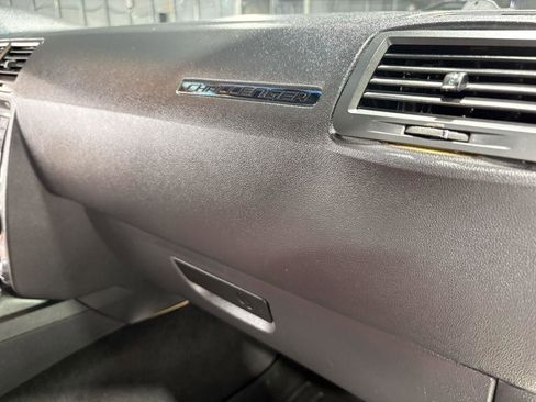 Used 2014 Dodge Challenger SXT Plus RWD image 33