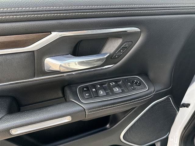 Used 2021 RAM 1500 Laramie AWD/4WD image 15