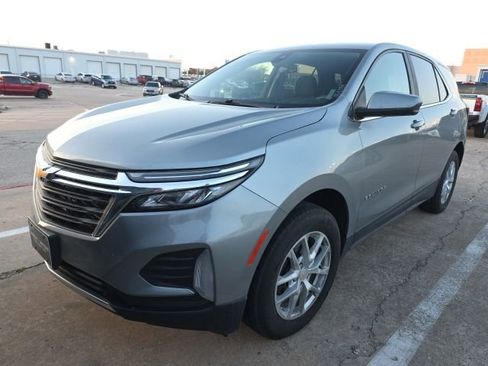 Used 2023 Chevrolet Equinox LT image 1