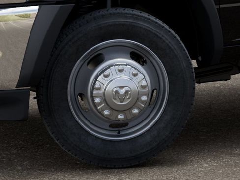 New 2026 RAM 4500 Tradesman w/ Chrome Appearance Group AWD/4WD image 9