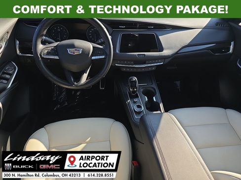 Used 2022 Cadillac XT4 Sport w/ Comfort Package image 10