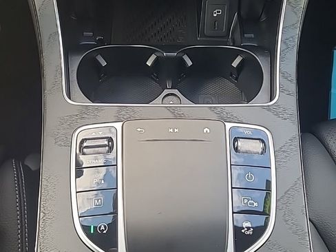 Used 2020 Mercedes-Benz GLC 300 4MATIC Coupe image 21