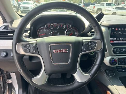 Used 2016 GMC Yukon SLT w/ Open Road Package AWD/4WD image 22