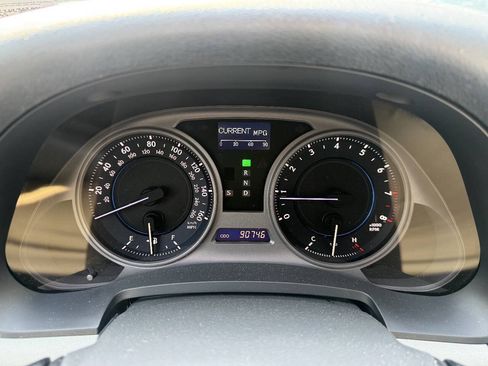Used 2006 Lexus IS 250 w/ Premium Pkg RWD image 12