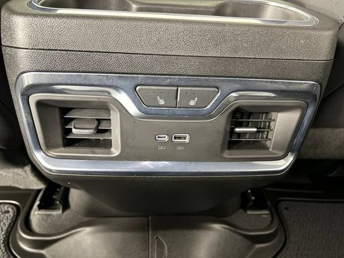 Used 2025 Chevrolet Silverado 1500 High Country w/ Technology Package AWD/4WD image 20