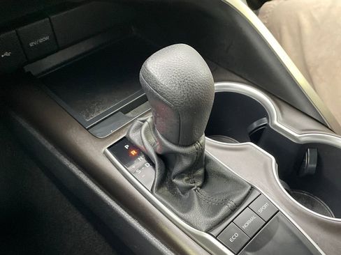 Used 2024 Toyota Camry LE image 43