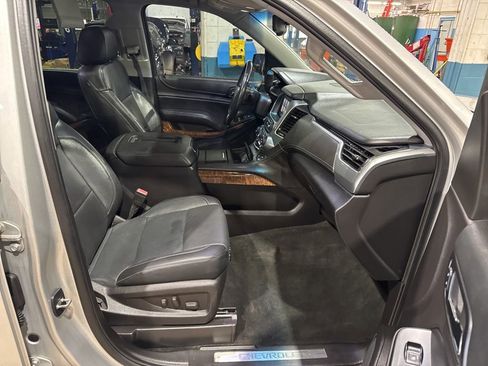 Used 2015 Chevrolet Suburban LTZ image 42