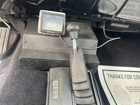 Used 1991 Chevrolet Blazer 4WD image 15