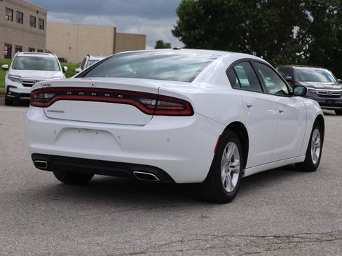 Used 2022 Dodge Charger SXT w/ Driver Convenience Group RWD image 9