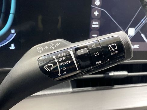 Used 2023 Kia Sportage EX image 34