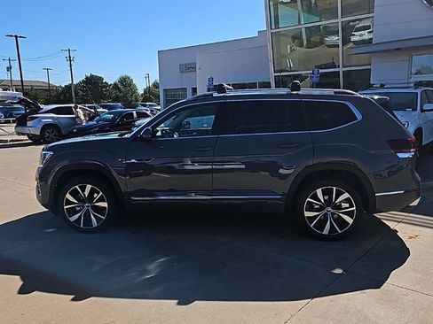 New 2026 Volkswagen Atlas SEL Premium R-Line AWD/4WD image 8