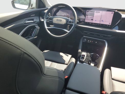 New 2026 Audi Q5 Premium Plus AWD/4WD image 11