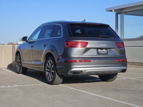 Used 2019 Audi Q7 2.0T Premium Plus w/ Premium Plus Package image 3