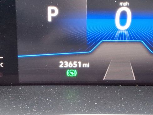 Used 2022 Volkswagen Tiguan SE image 19