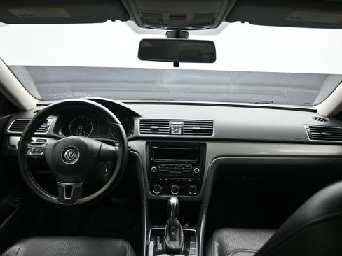 Used 2014 Volkswagen Passat 1.8T Wolfsburg Edition image 34