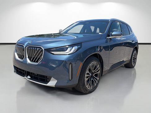 Used 2025 BMW X3 xDrive30i AWD/4WD image 7