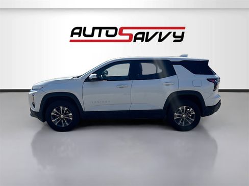 Used 2025 Chevrolet Equinox LT image 4