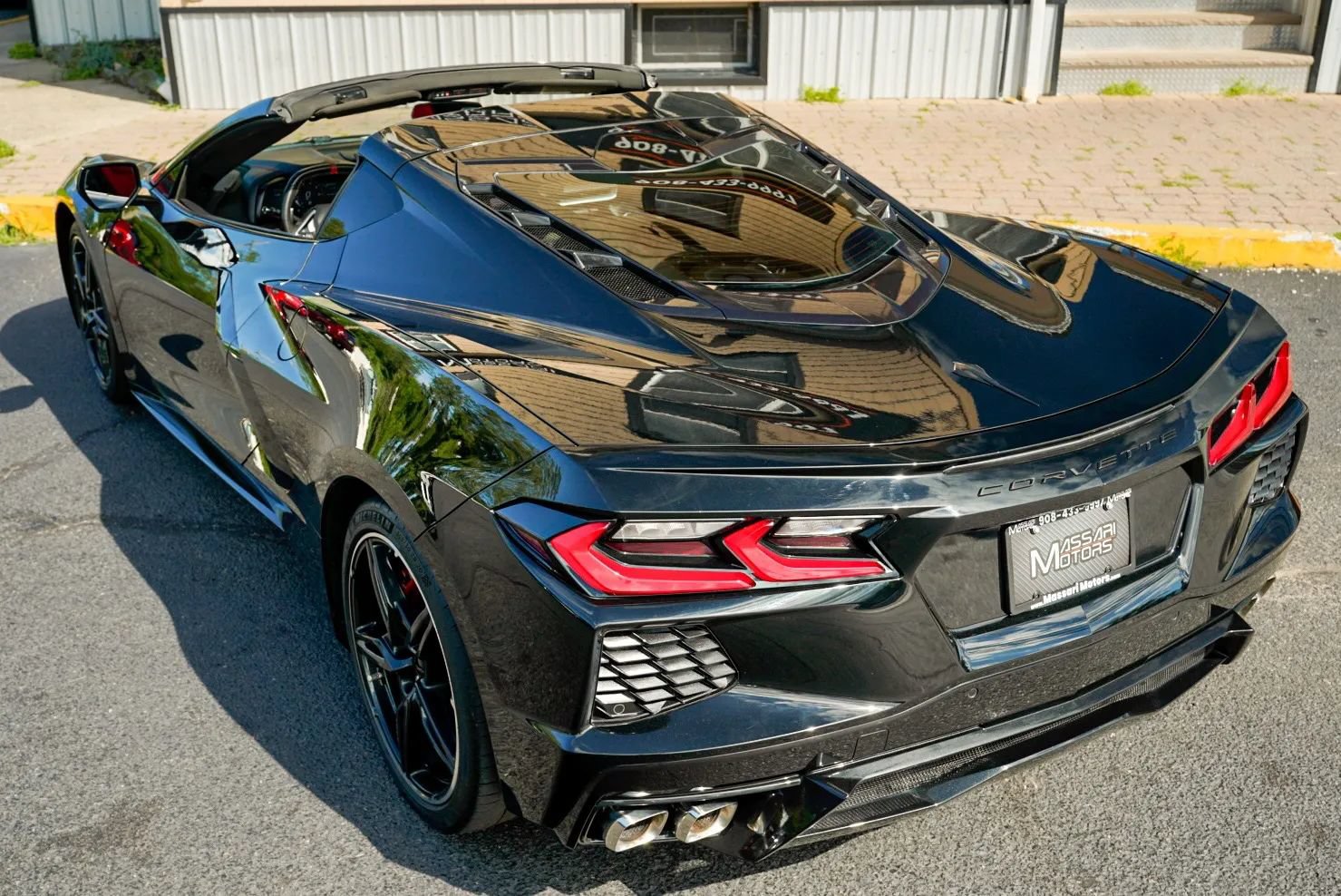 Used 2021 Chevrolet Corvette Stingray Coupe w/ 1LT RWD image 7