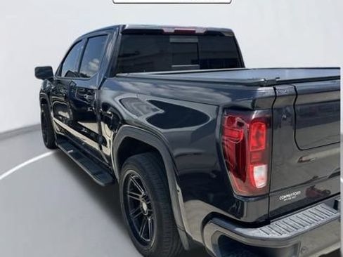 Used 2022 GMC Sierra 1500 Elevation w/ Elevation Premium Package RWD image 7