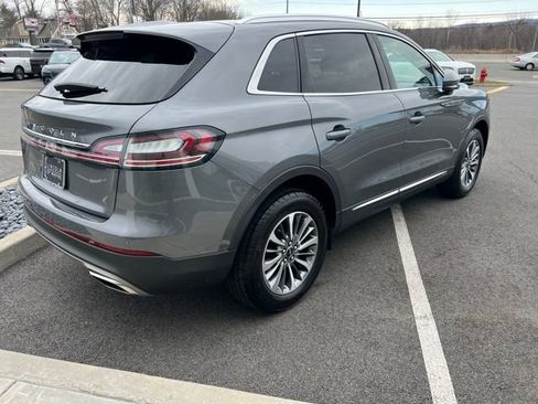 Used 2023 Lincoln Nautilus AWD w/ Premium Package image 5