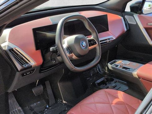 Certified 2025 BMW iX xDrive50 w/ Premium Package AWD/4WD image 10