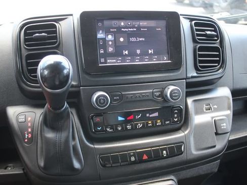 Used 2025 RAM ProMaster 2500 w/ Convenience Group FWD image 3