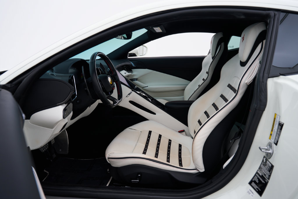 Used 2022 Ferrari Roma RWD image 42