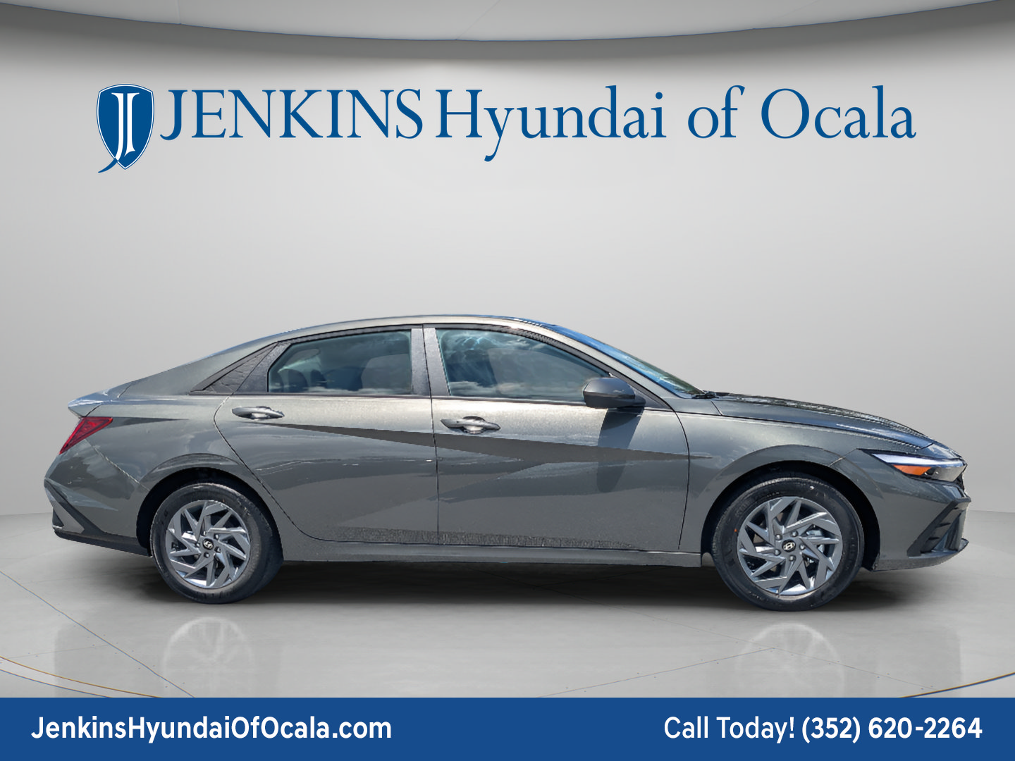 New 2026 Hyundai Elantra Hybrid FWD image 2