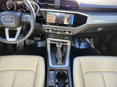 Used 2024 Audi Q3 2.0T Premium Plus image 12