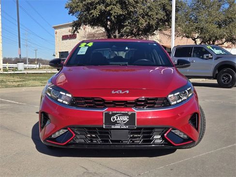 Certified 2024 Kia Forte GT-Line image 2
