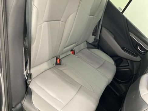 Used 2025 Subaru Outback Limited AWD/4WD image 35