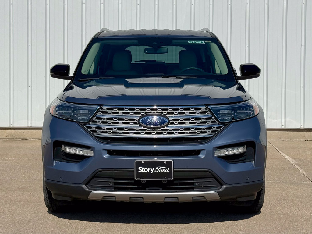 Used 2021 Ford Explorer Limited w/ Equipment Group 301A AWD/4WD image 9