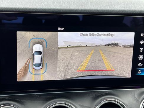 Used 2023 Mercedes-Benz E 350 4MATIC Sedan image 29