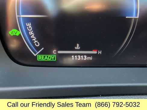 Certified 2025 Toyota Crown Signia w/ Tow-Hitch Package (TMS) image 19