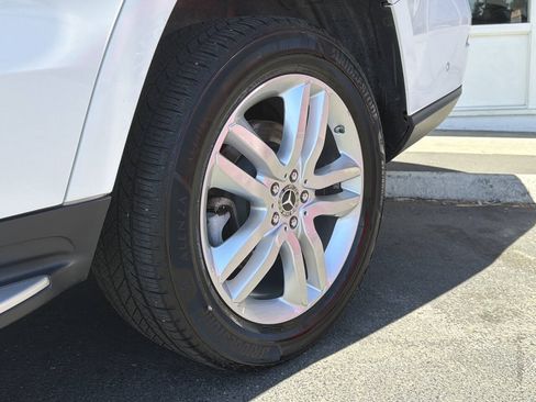 Used 2017 Mercedes-Benz GLS 450 4MATIC image 3