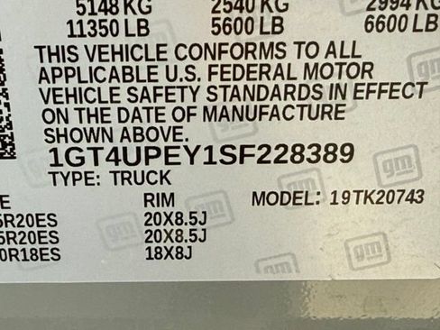 Used 2025 GMC Sierra 2500 AT4 w/ AT4 Premium Plus Package AWD/4WD image 39