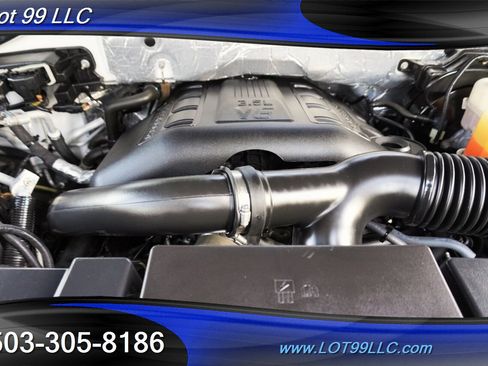 Used 2017 Ford Expedition XLT image 21