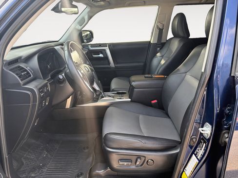 Used 2021 Toyota 4Runner SR5 Premium w/ Moonroof Package AWD/4WD image 20