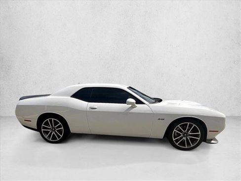 Used 2023 Dodge Challenger R/T RWD image 3