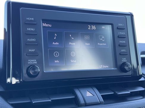 Used 2019 Toyota RAV4 LE image 14