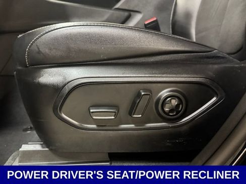 Used 2025 Jeep Grand Cherokee Altitude AWD/4WD image 15