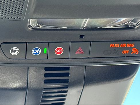 New 2026 Chevrolet Traverse LT w/ Driver Confidence Package image 30